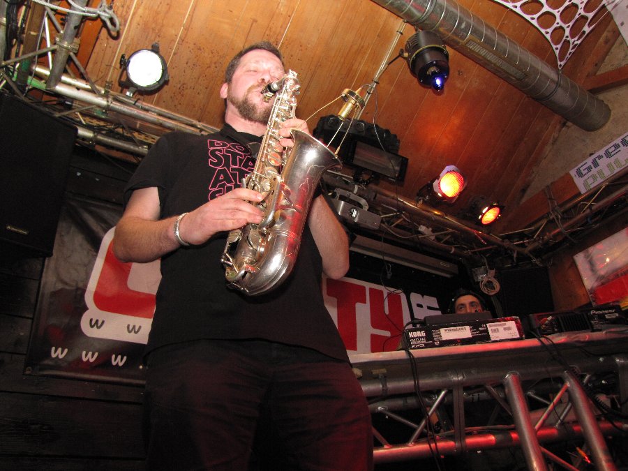 Luis cunha et fab sax - Luis Cunha et Fab Sax - 04/02/2011 - Au Cousty à Besançon - Photo n24