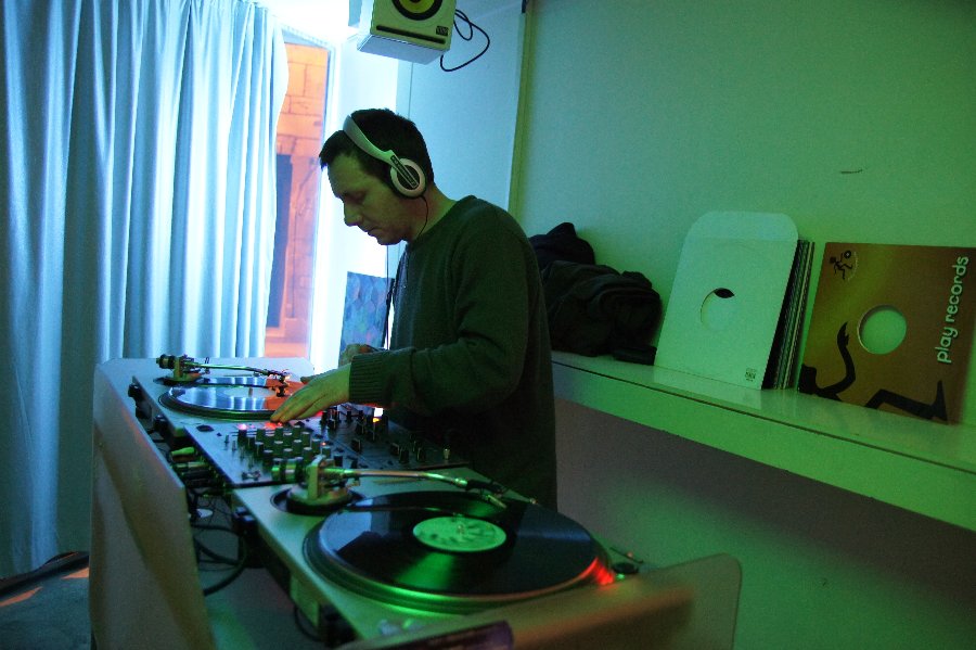 Dj Gao Gao - Vinyl Guérilla - 04/03/2011 - Au Cube à Besançon - Photo n2