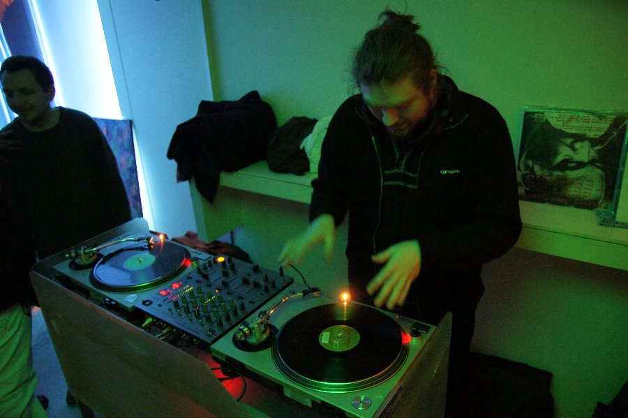 Lao Tseu - Vinyl Guérilla - 04/03/2011 - Au Cube à Besançon - Photo n8