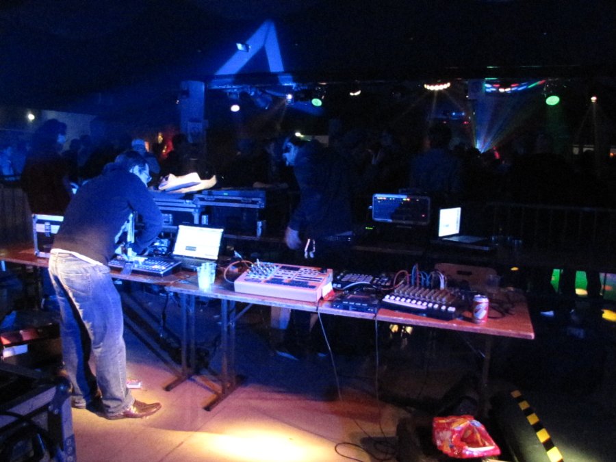 Cubic Spline - ZESTIVAL - 05/02/2011 - Juraparc à Lons le Saunier (39) - Photo n11