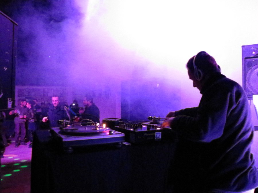 Dj Gao Gao - Citrik Birthday n8 - 10/11/2010 - Au Moulins de Brainans (39) - Photo n12