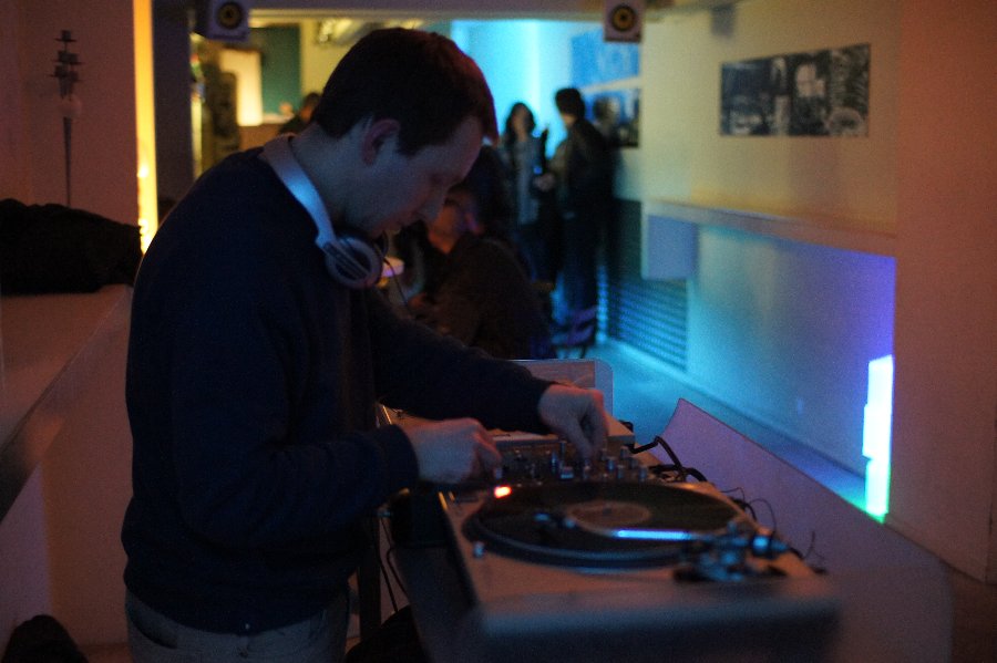 Dj Gao Gao - Vinyl Guérilla part XVII - 11/03/2011 - Bar le Cube à Besançon - Photo n8