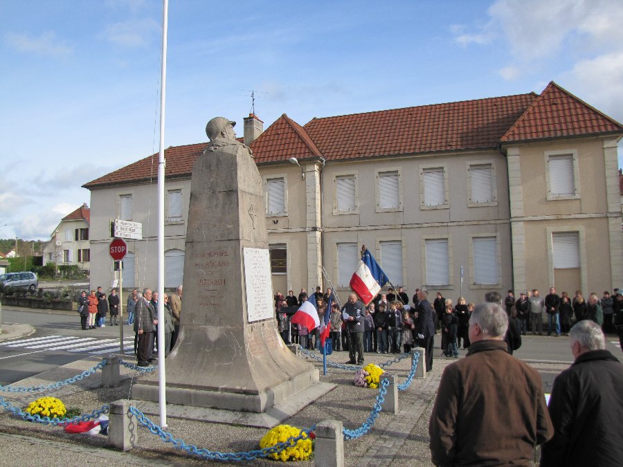 11novembre1918 - Cérémonie du 11 novembre - 11/11/2010 - Boussières (25) - Photo n7