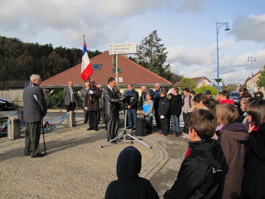 11novembre1918 - Cérémonie du 11 novembre - 11/11/2010 - Boussières (25) - Photo n16