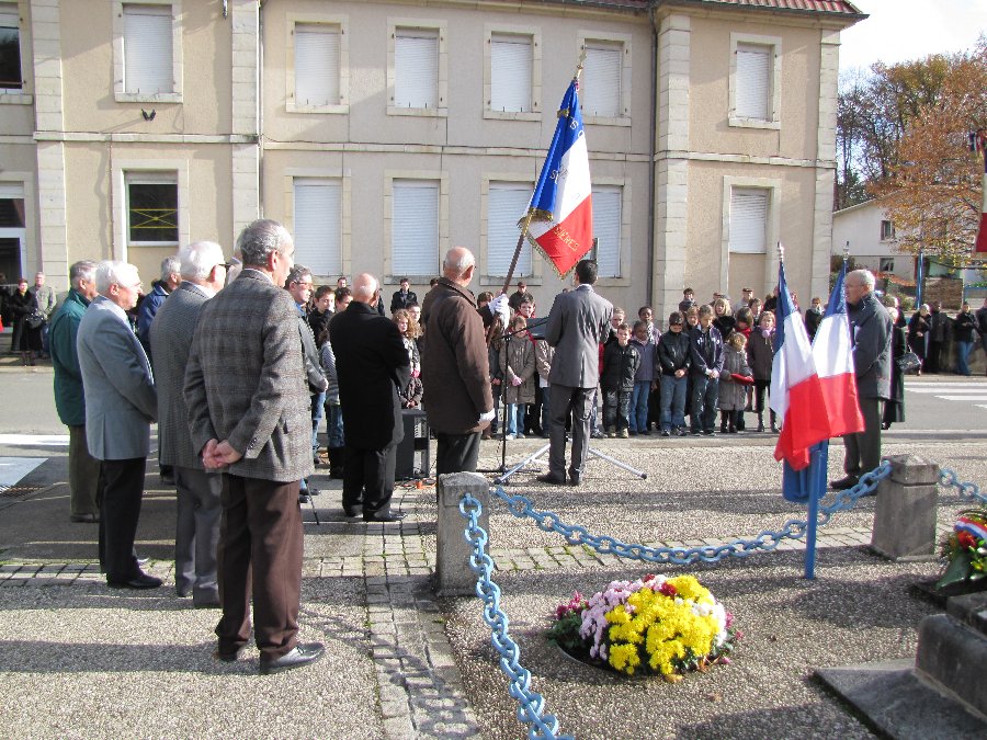 11novembre1918 - Cérémonie du 11 novembre - 11/11/2010 - Boussières (25) - Photo n20