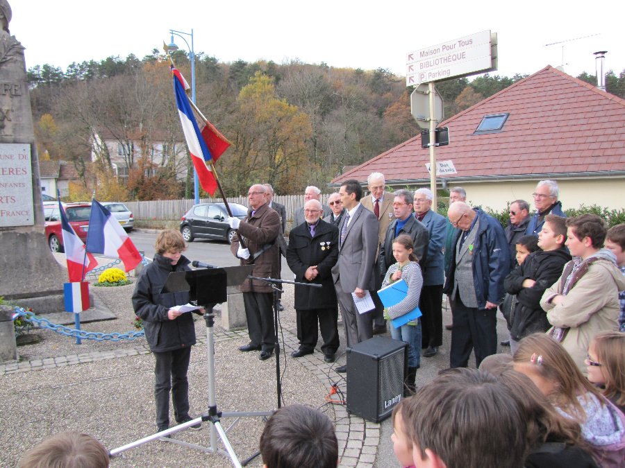 11novembre1918 - Cérémonie du 11 novembre - 11/11/2010 - Boussières (25) - Photo n29