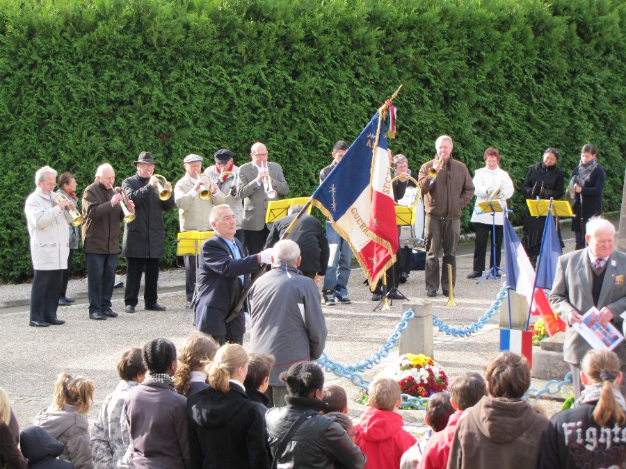 11novembre1918 - Cérémonie du 11 novembre - 11/11/2010 - Boussières (25) - Photo n61