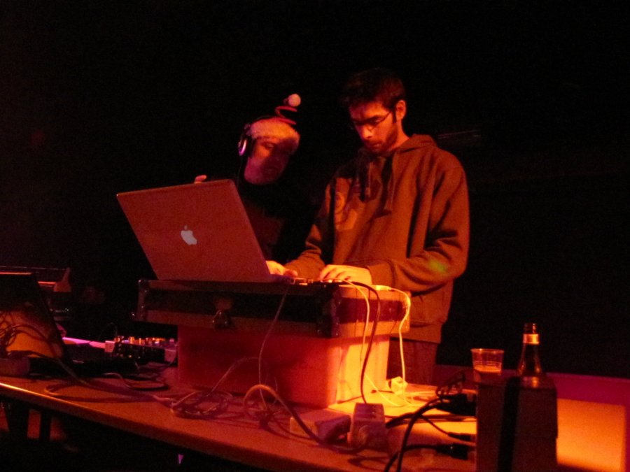 Lxir - Le Père Noël est un DJ - 11/12/2010 - Arc et Senans (25) - Photo n9