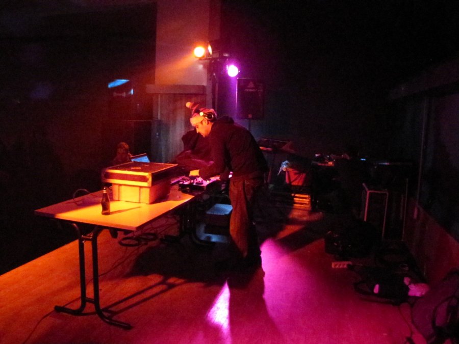 Silex - Le Père Noël est un DJ - 11/12/2010 - Arc et Senans (25) - Photo n4