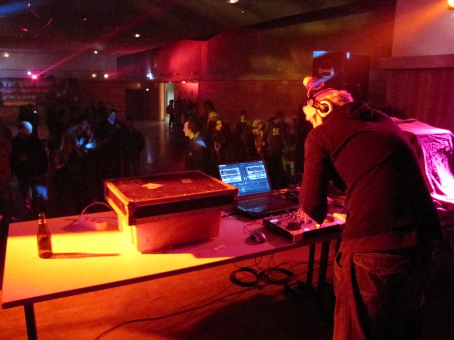 Silex - Le Père Noël est un DJ - 11/12/2010 - Arc et Senans (25) - Photo n7