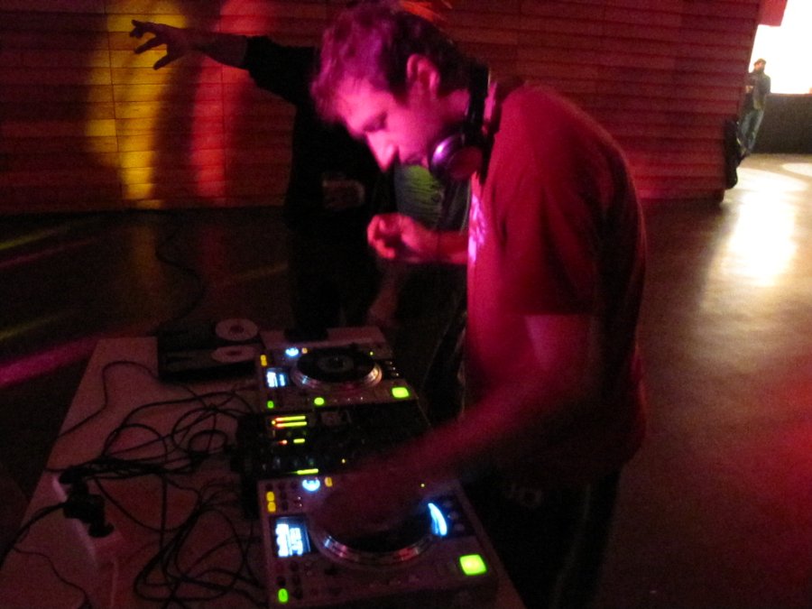Tom Tom - Le Père Noël est un DJ - 11/12/2010 - Arc et Senans (25) - Photo n11