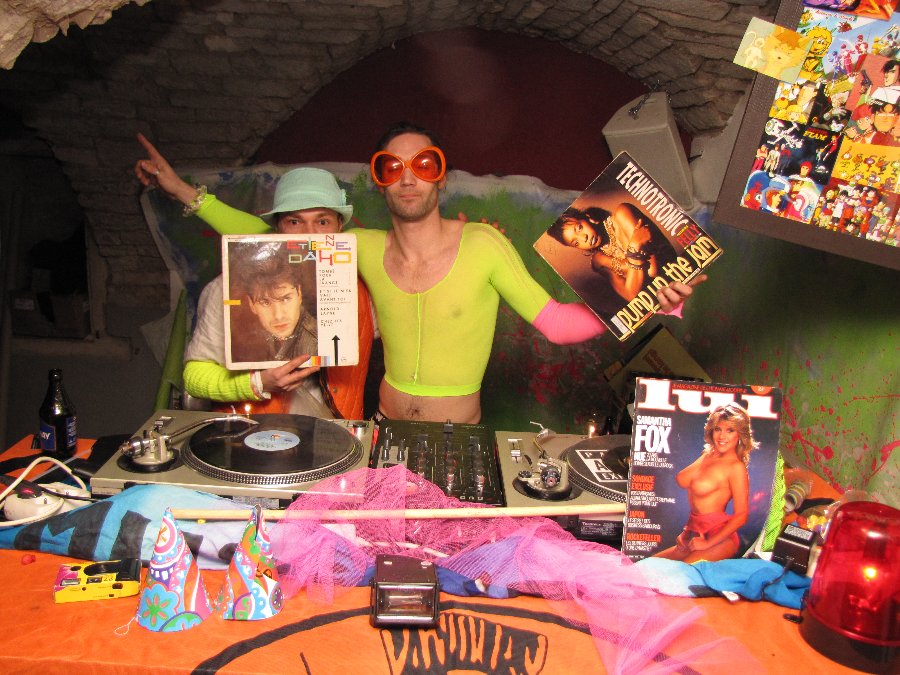 Tu Kiffes le Lycra Fluo - Tu Kiffes le Lycra Fluo - 12/02/2011 - La Cour des Miracles à Besançon - Photo n14