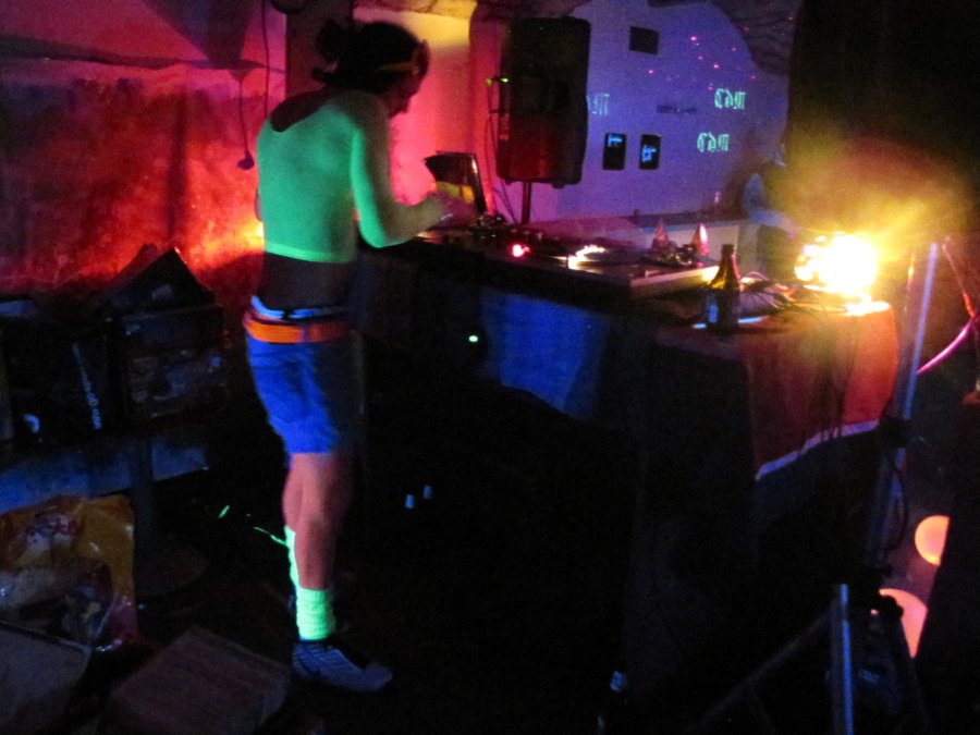 Tu Kiffes le Lycra Fluo - Tu Kiffes le Lycra Fluo - 12/02/2011 - La Cour des Miracles à Besançon - Photo n15