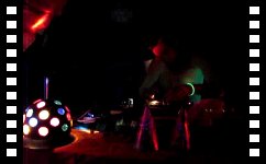 Tu Kiffes le Lycra Fluo Tu Kiffes le Lycra Fluo - 12/02/2011 - La Cour des Miracles  Besanon video n1