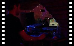 Som4tik Are You in Dub 2 - 12/03/2011 - La Cour des Miracles  Besanon video n5