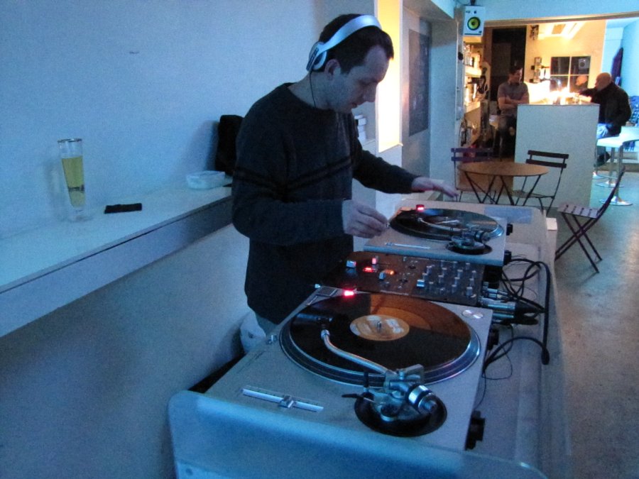 Dj Gao Gao - Vinyl Guérilla - 12/11/2010 - Le Cube à Besançon - Photo n3