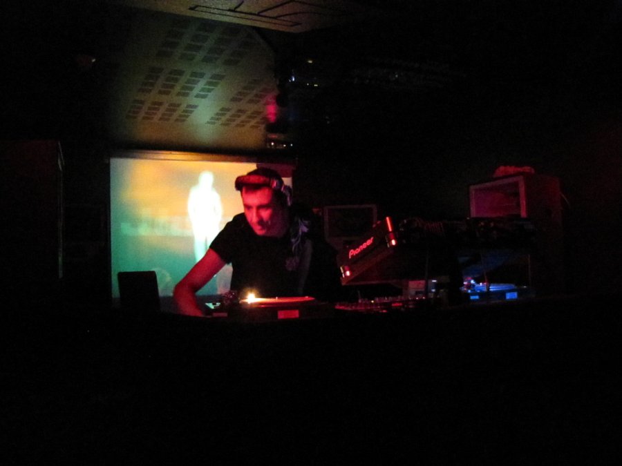 B-kit - Esperantik Party 'Resident.de' - 13/11/2010 - La Mez à Besançon - Photo n9