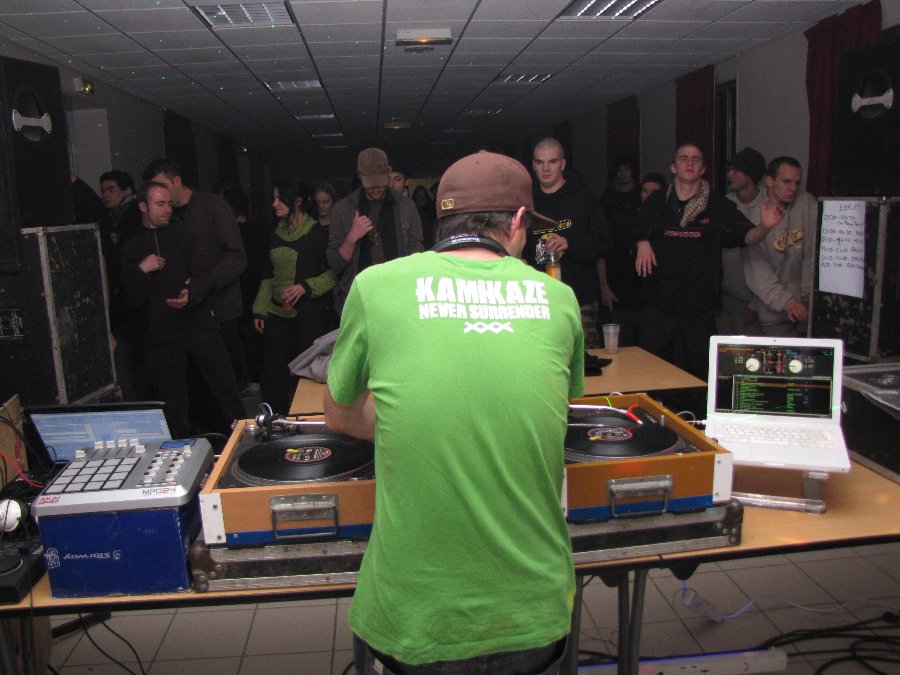 Spankbass - Wobble Party 3 - 16/10/2010 - Salle des fêtes de Vaux les près (25) - Photo n5