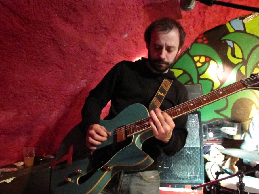 Mars Red Sky - GéNéRiQ Festival - Concert de Mars Red Sky - 16/12/2010 - Bar le Maquis à Besançon - Photo n23