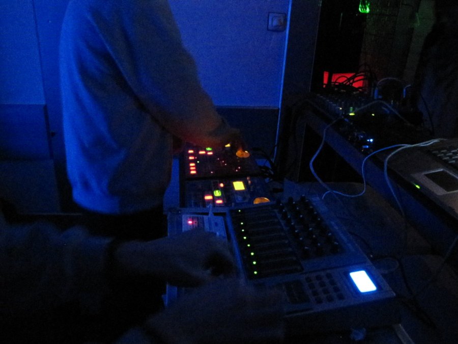 Mydriaz - Burn Da Boat - 17/02/2011 - La Pravda à Besançon - Photo n6