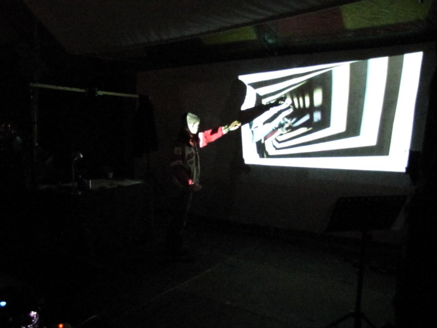 Atelier vidéo du collectif Mosquito Massala - Festival Proj(ect) - 5ième édition - 17/11/2010 - Nancy / Maxéville (54) - Photo n8