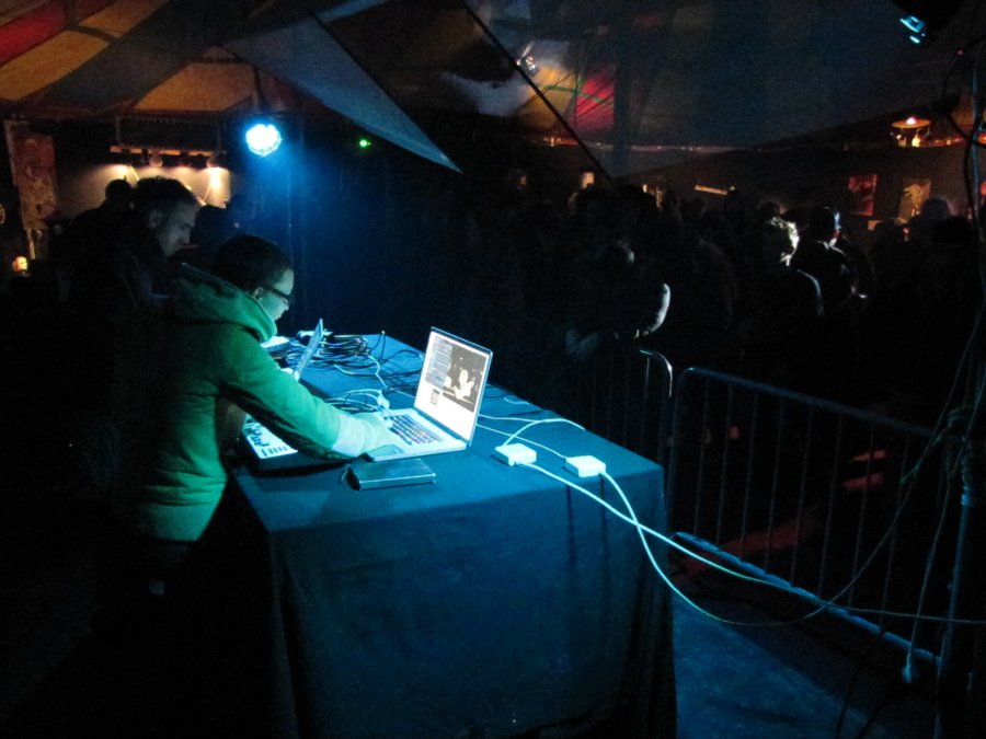 FLF et Mademoiselle Bulle - Festival Proj(ect) - 5ième édition - 17/11/2010 - Nancy / Maxéville (54) - Photo n4