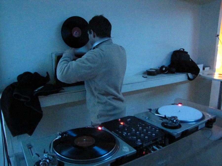 DJ Gao gao - Vinyl Guérilla - 17/12/2010 - Bar le Cube à Besançon - Photo n9