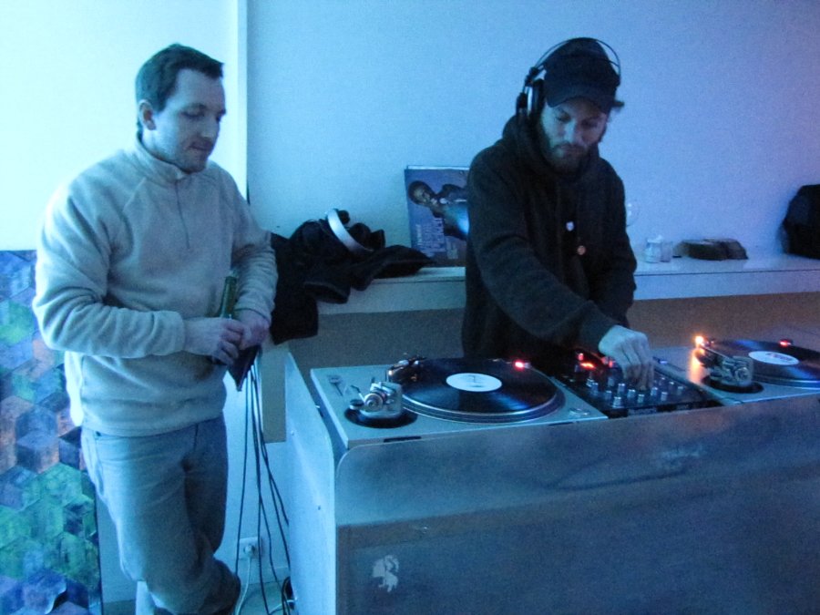 Mitch B - Vinyl Guérilla - 17/12/2010 - Bar le Cube à Besançon - Photo n3