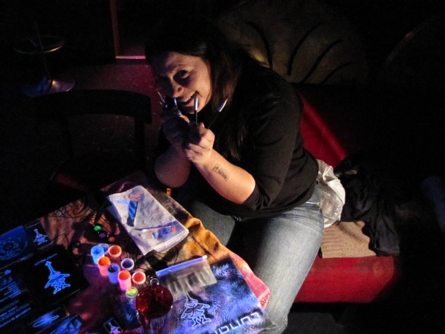 Maquillage - Freaks Machine Retrospective - 18/02/2011 - Le Diamant Bleu à Fuans (25) - Photo n5