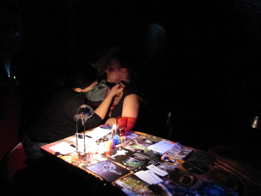Maquillage - Freaks Machine Retrospective - 18/02/2011 - Le Diamant Bleu à Fuans (25) - Photo n8