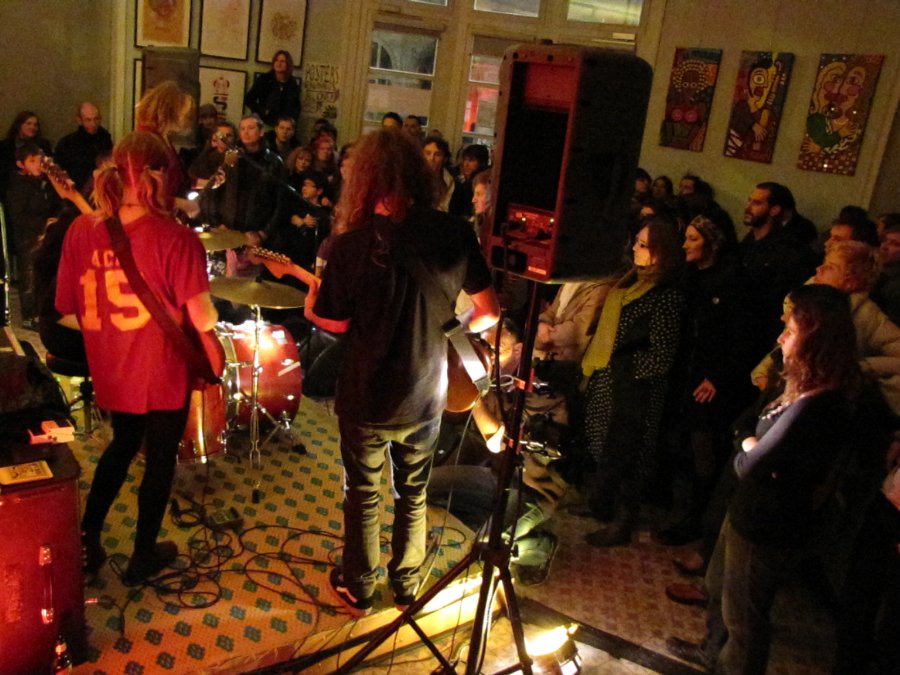 Ty Segall - GéNéRiQ Festival - Concert de Ty Segall - 18/12/2010 - Les Bains Douches à Besançon - Photo n12