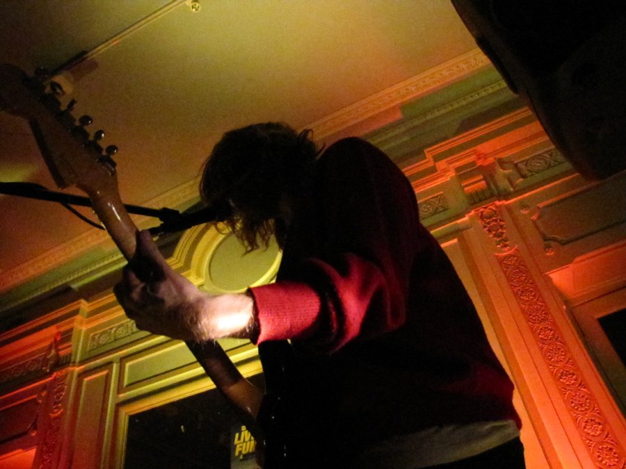 Ty Segall - GéNéRiQ Festival - Concert de Ty Segall - 18/12/2010 - Les Bains Douches à Besançon - Photo n24