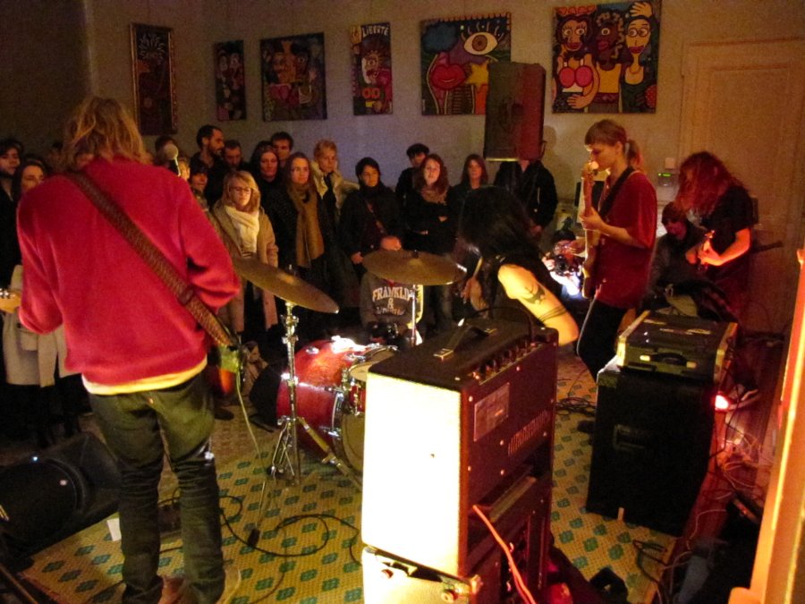 Ty Segall - GéNéRiQ Festival - Concert de Ty Segall - 18/12/2010 - Les Bains Douches à Besançon - Photo n26
