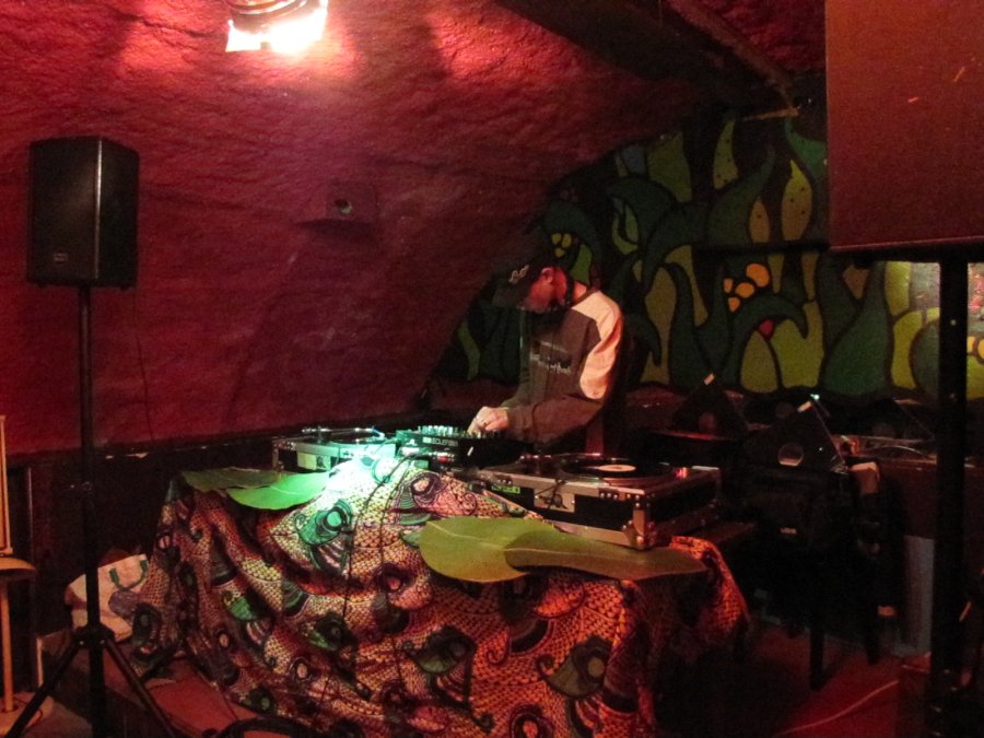DJ Mëtël - I Play Vinyl - 21/10/2010 - Le Maquis à Besançon - Photo n11