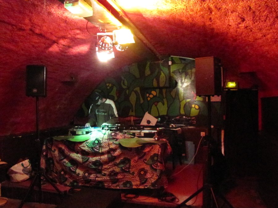 DJ Mëtël - I Play Vinyl - 21/10/2010 - Le Maquis à Besançon - Photo n13