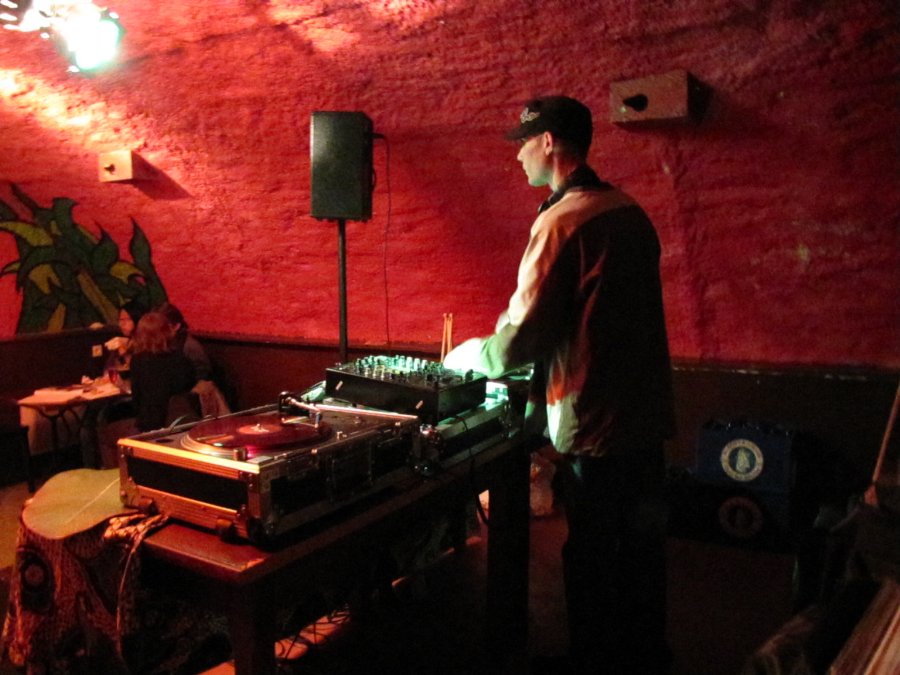 DJ Mëtël - I Play Vinyl - 21/10/2010 - Le Maquis à Besançon - Photo n21