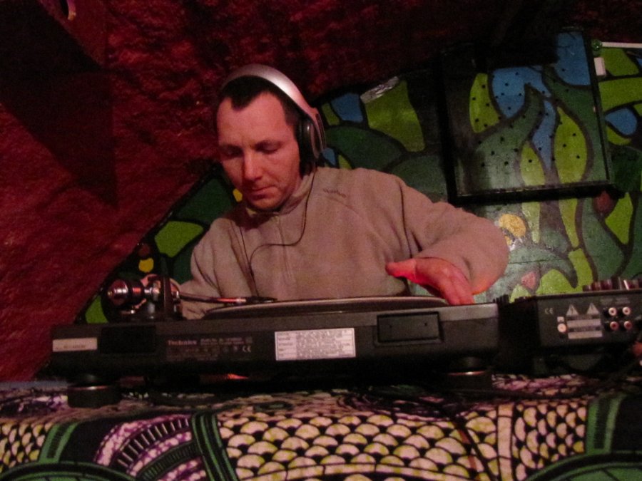 Dj Gao Gao - The Vinyl Guérilla - 22/01/2011 - Bar le Maquis - Photo n4