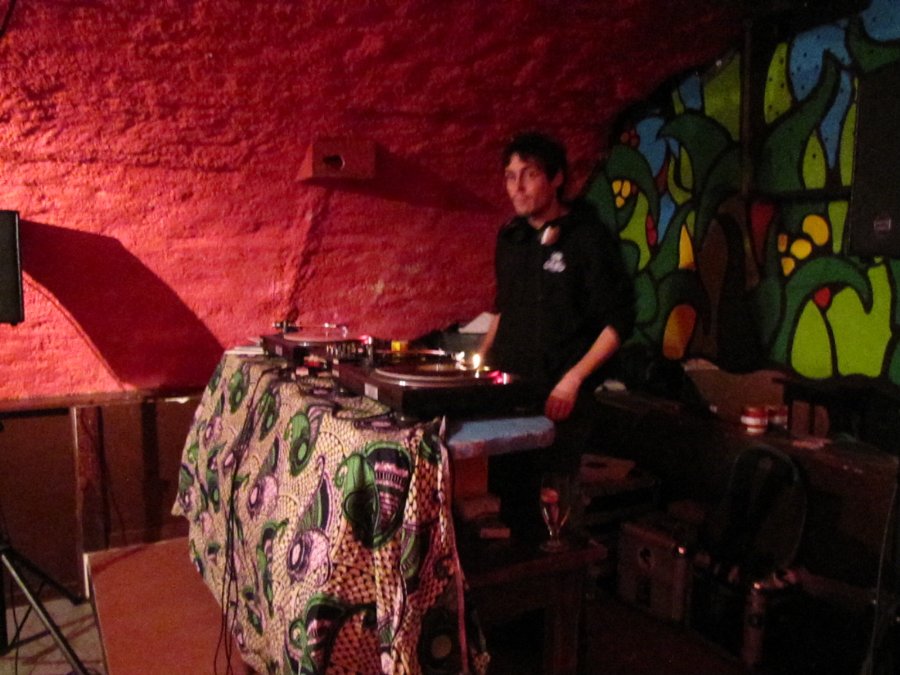 Funk AD - The Vinyl Guérilla - 22/01/2011 - Bar le Maquis - Photo n8