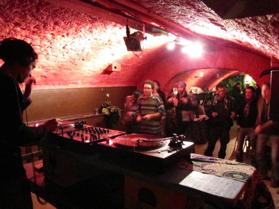Madma - The Vinyl Guérilla - 22/01/2011 - Bar le Maquis - Photo n8